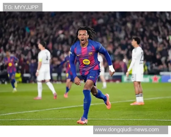 德甲精彩对决巴萨与利物浦战成平局帽子戏法引发全场热潮分析战术细节