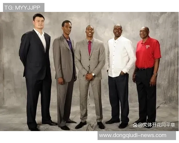 姚明在美国的汽车之旅揭秘与篮球巨星的生活点滴分享