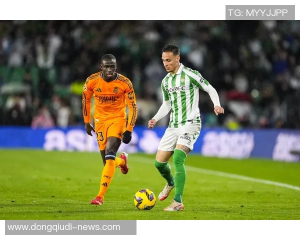 西甲盛宴：波尔图狂胜曼联五球大捷引发全场沸腾回顾十大精彩进球