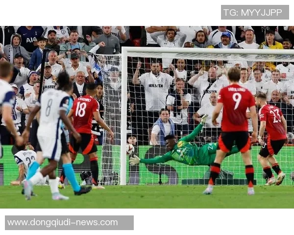 欧联杯激战热刺与切尔西相遇补时进球引发全场沸腾精彩集锦回顾 欧联杯激战热刺与切尔西相遇补时进球引发全场沸腾精彩集锦回顾